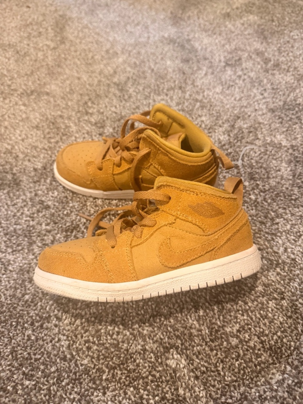 Air Jordan 1 Retro Mid BT Wheat 9 toddler